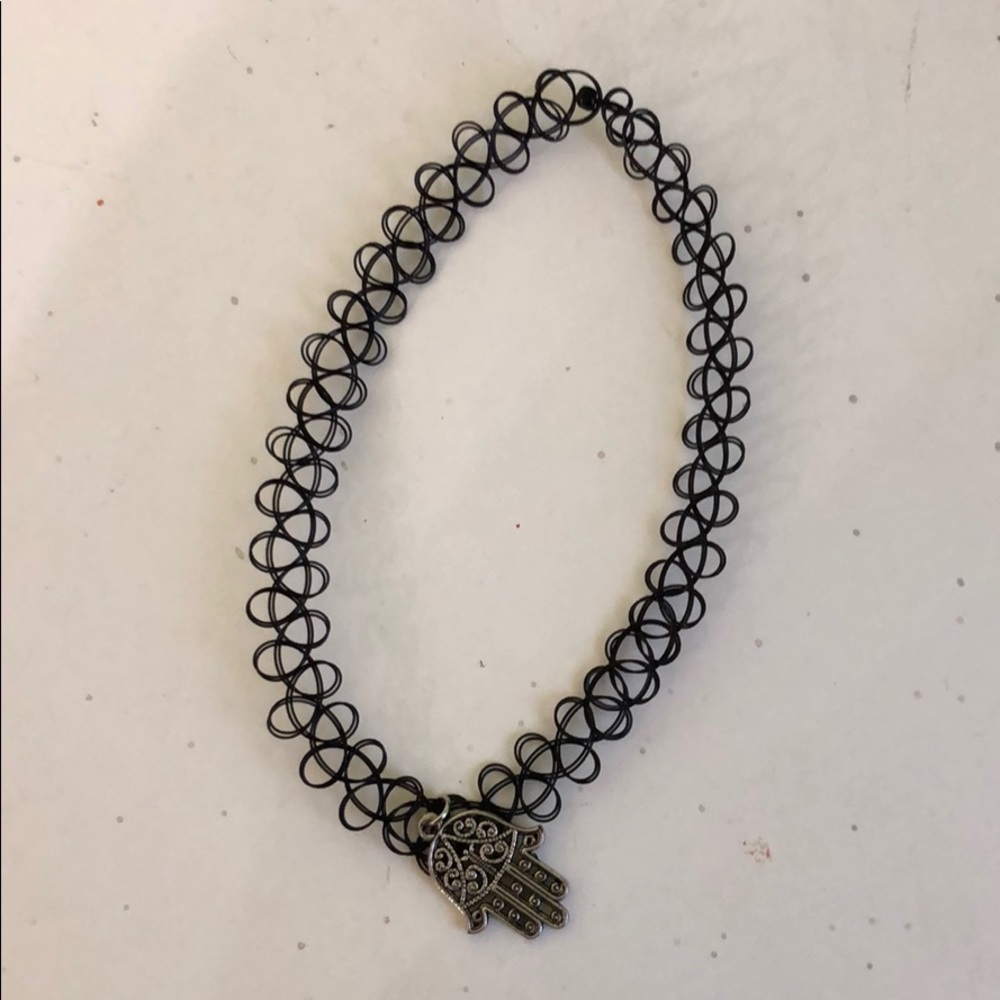 A choker